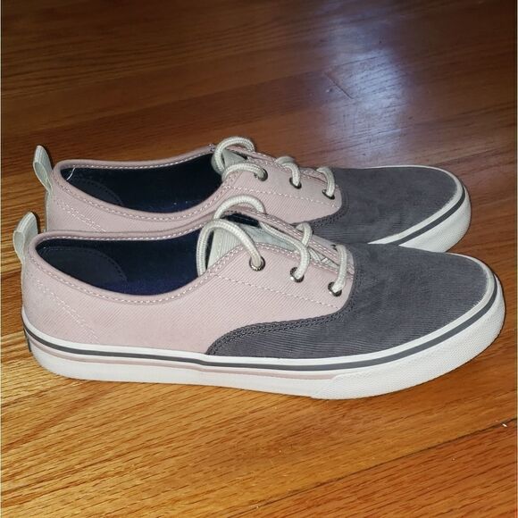 Sperry corduroy Sneakers  - Picture 1 of 8